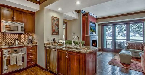 13051 Ritz-carlton Highlands Dr, Truckee, CA 96161 Photo