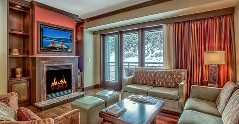 13051 Ritz-carlton Highlands Dr, Truckee, CA 96161 Photo