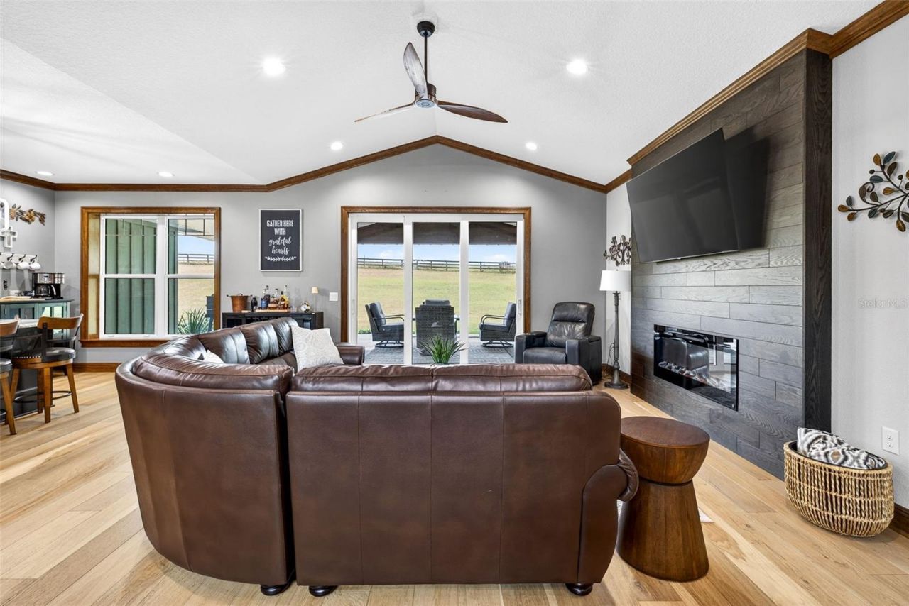 32103 Rusty Creek Trail, Dade City, FL 33525 Photo