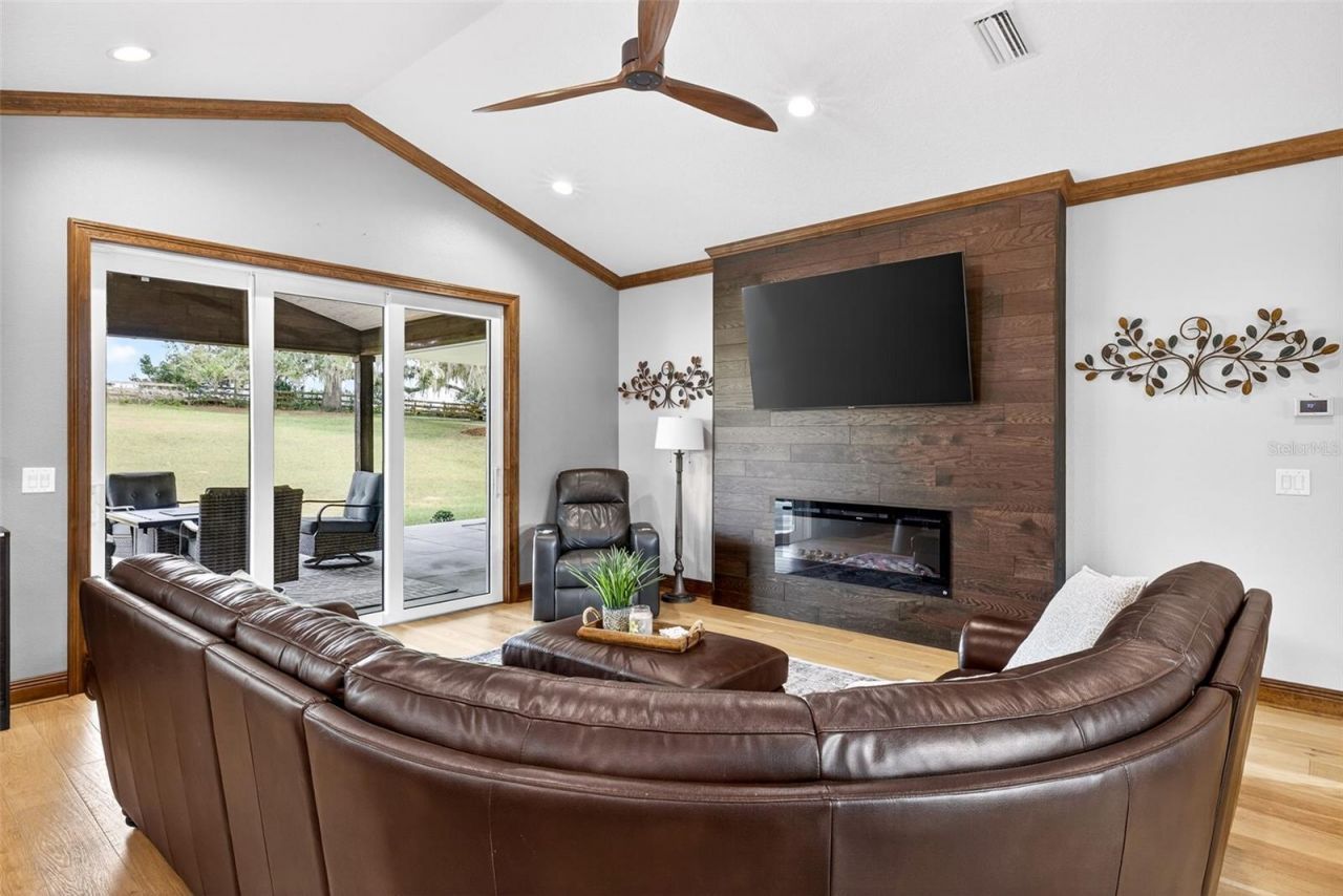 32103 Rusty Creek Trail, Dade City, FL 33525 Photo