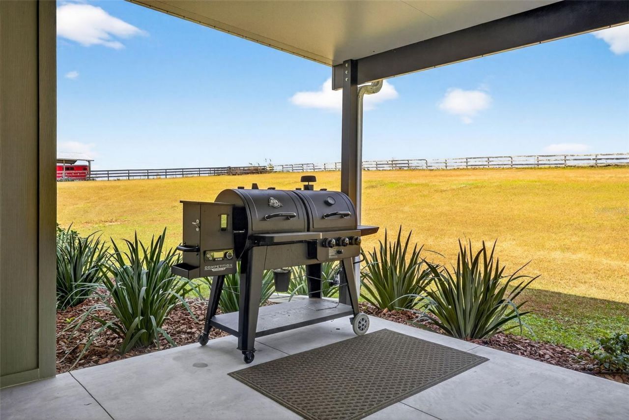 32103 Rusty Creek Trail, Dade City, FL 33525 Photo