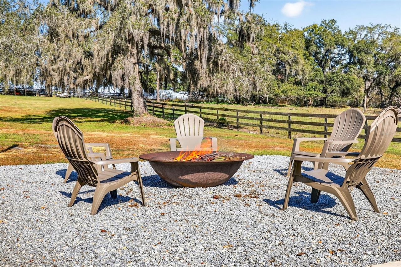 32103 Rusty Creek Trail, Dade City, FL 33525 Photo