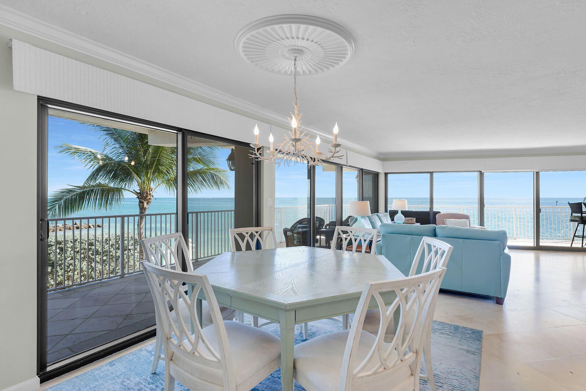 1133 W Ocean Drive, Unit 17, Key Colony Beach, FL 33050 Photo