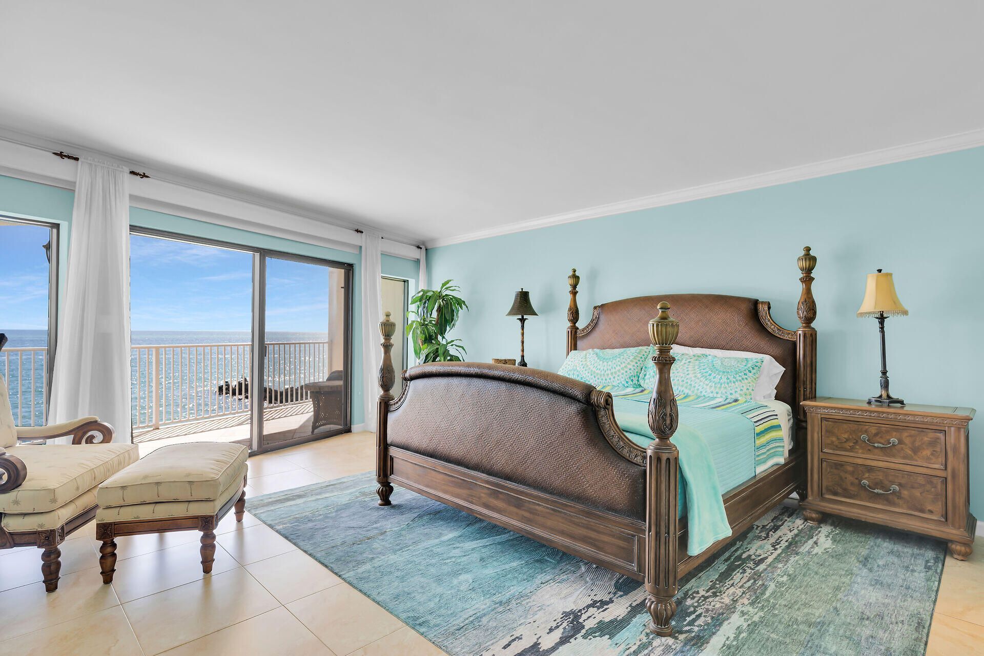1133 W Ocean Drive, Unit 17, Key Colony Beach, FL 33050 Photo