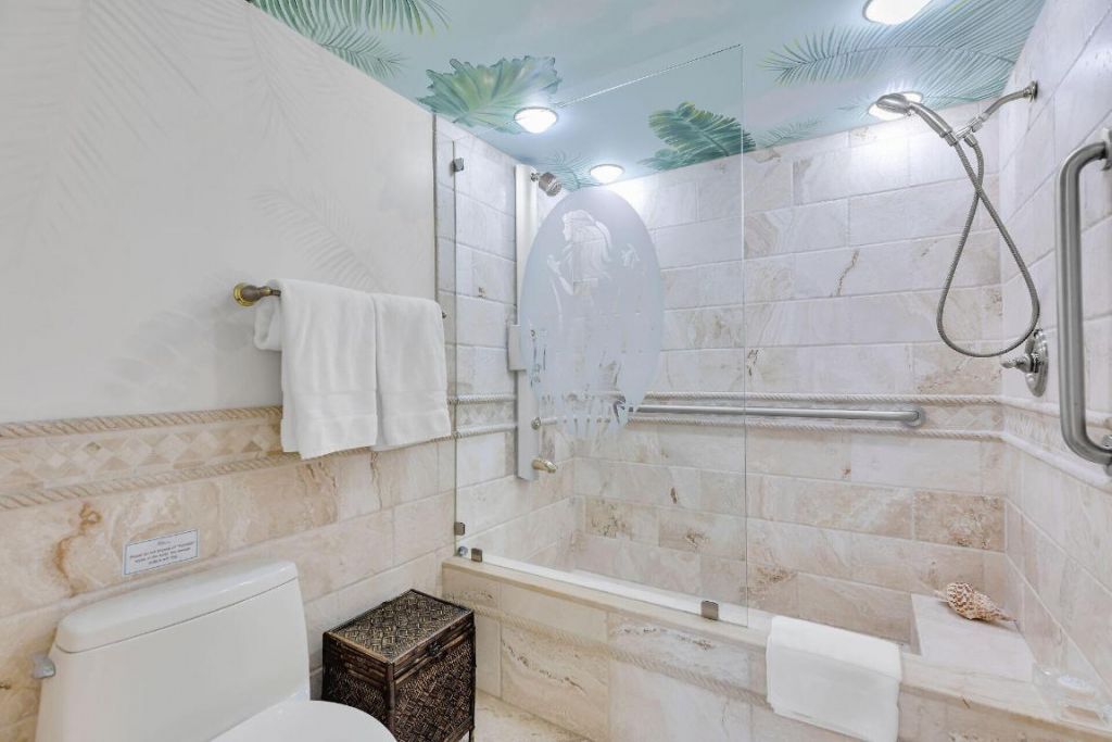 1133 W Ocean Dr Drive, Unit 17, Key Colony Beach, FL 33051 Photo