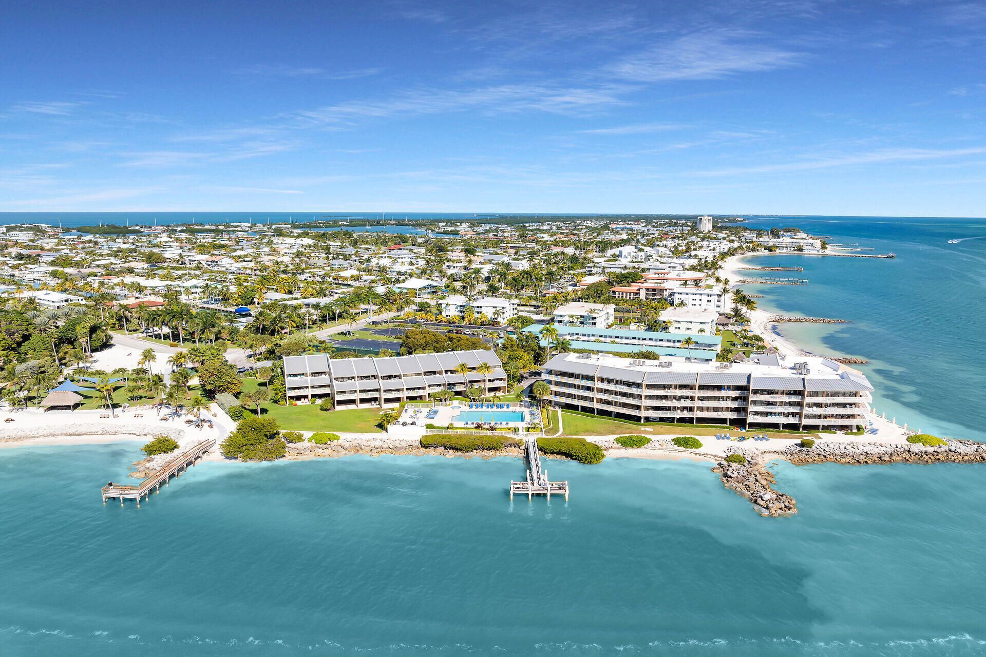 1133 W Ocean Drive, Unit 17, Key Colony Beach, FL 33050 Photo