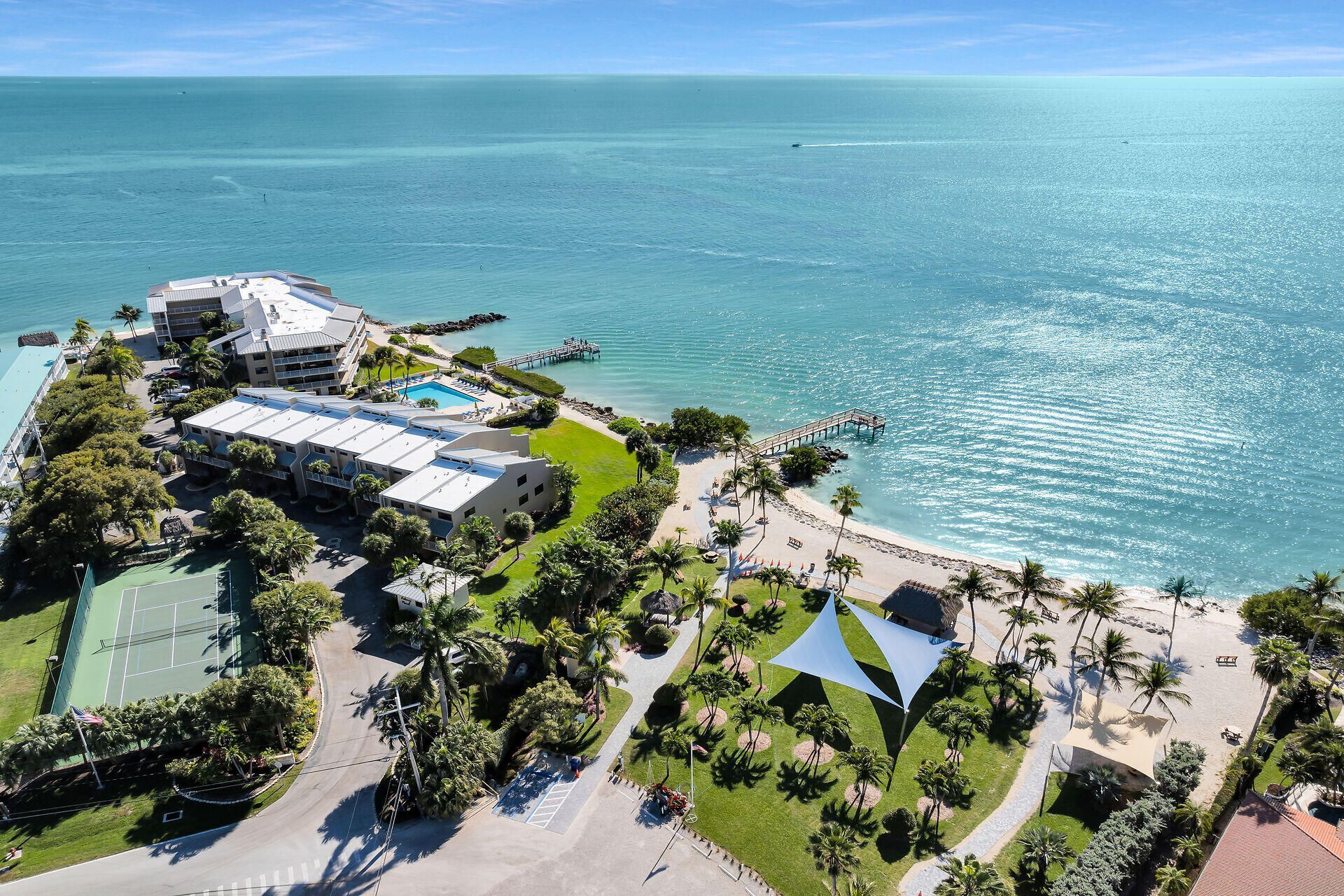 1133 W Ocean Drive, Unit 17, Key Colony Beach, FL 33050 Photo