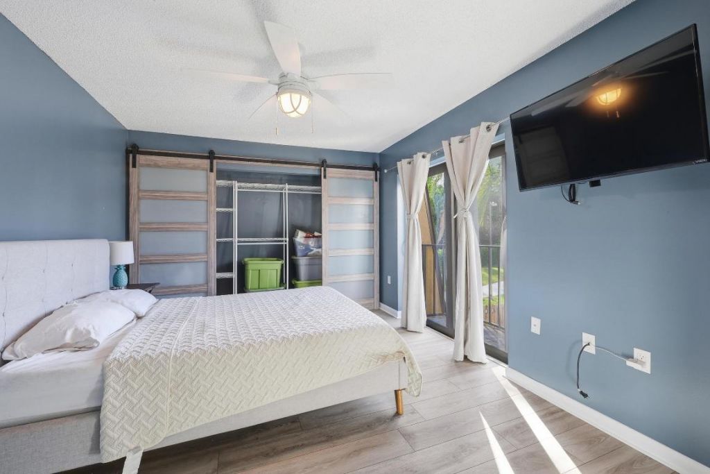 5804 SE Windsong Lane, Unit 220, Stuart, FL 34997 Photo