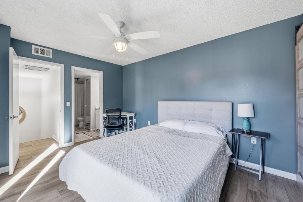 5804 SE Windsong Lane, Unit 220, Stuart, FL 34997 Photo