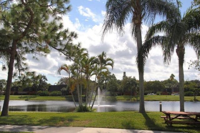 5804 SE Windsong Lane, Unit 220, Stuart, FL 34997 Photo