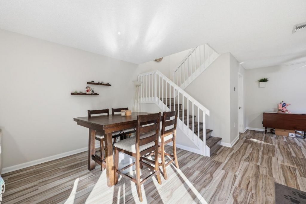 5804 SE Windsong Lane, Unit 220, Stuart, FL 34997 Photo