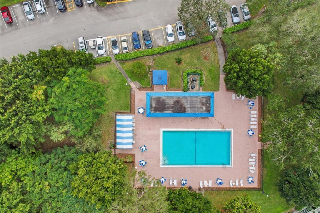 3003 Portofino Isle, Unit B2, Coconut Creek, FL 33066 Photo