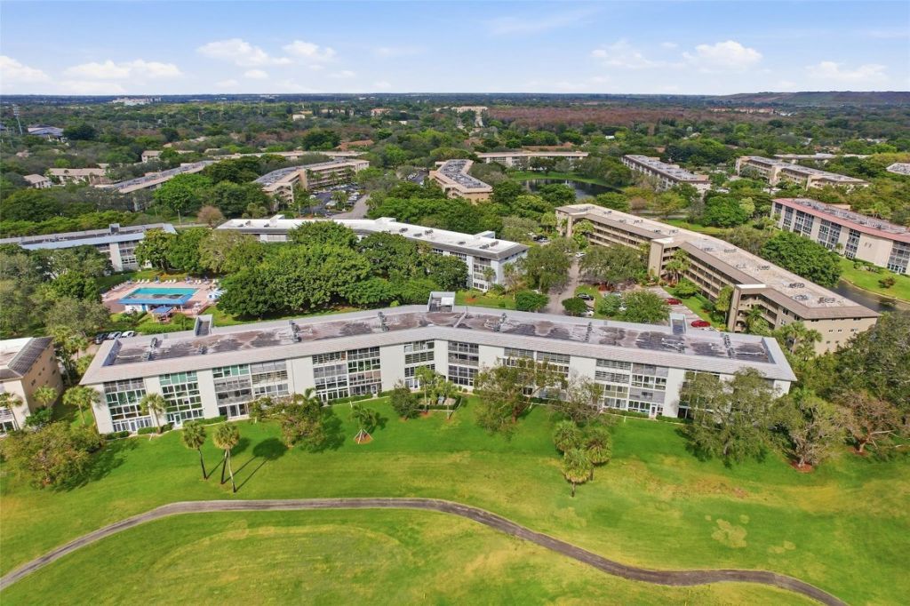 3003 Portofino Isle, Unit B2, Coconut Creek, FL 33066 Photo