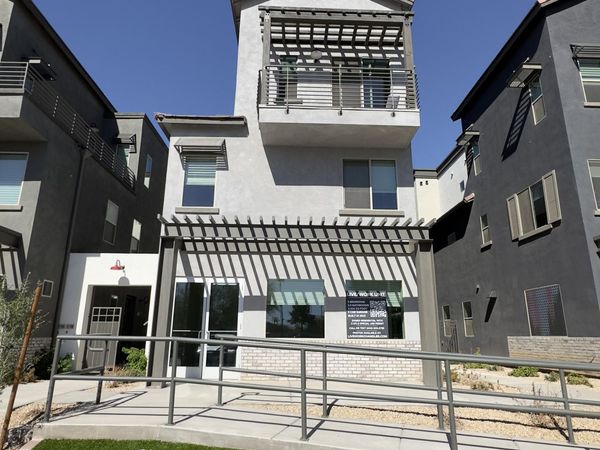 300 N GILA SPRINGS Boulevard, Unit 159, Chandler, AZ 85226