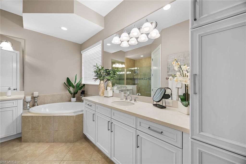 6550 Roma Way, Naples, FL 34113 Photo