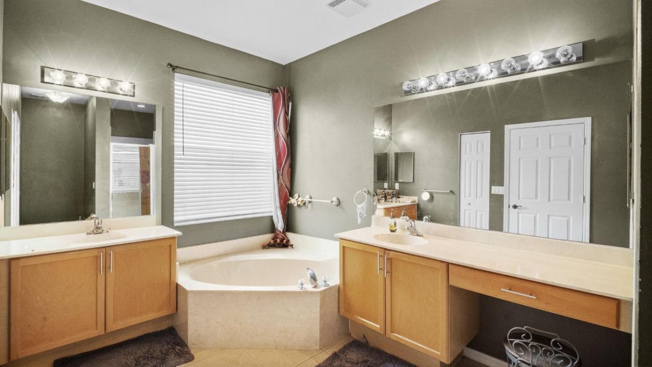 222 SW Manatee Springs Way, Port Saint Lucie, FL 34986 Photo