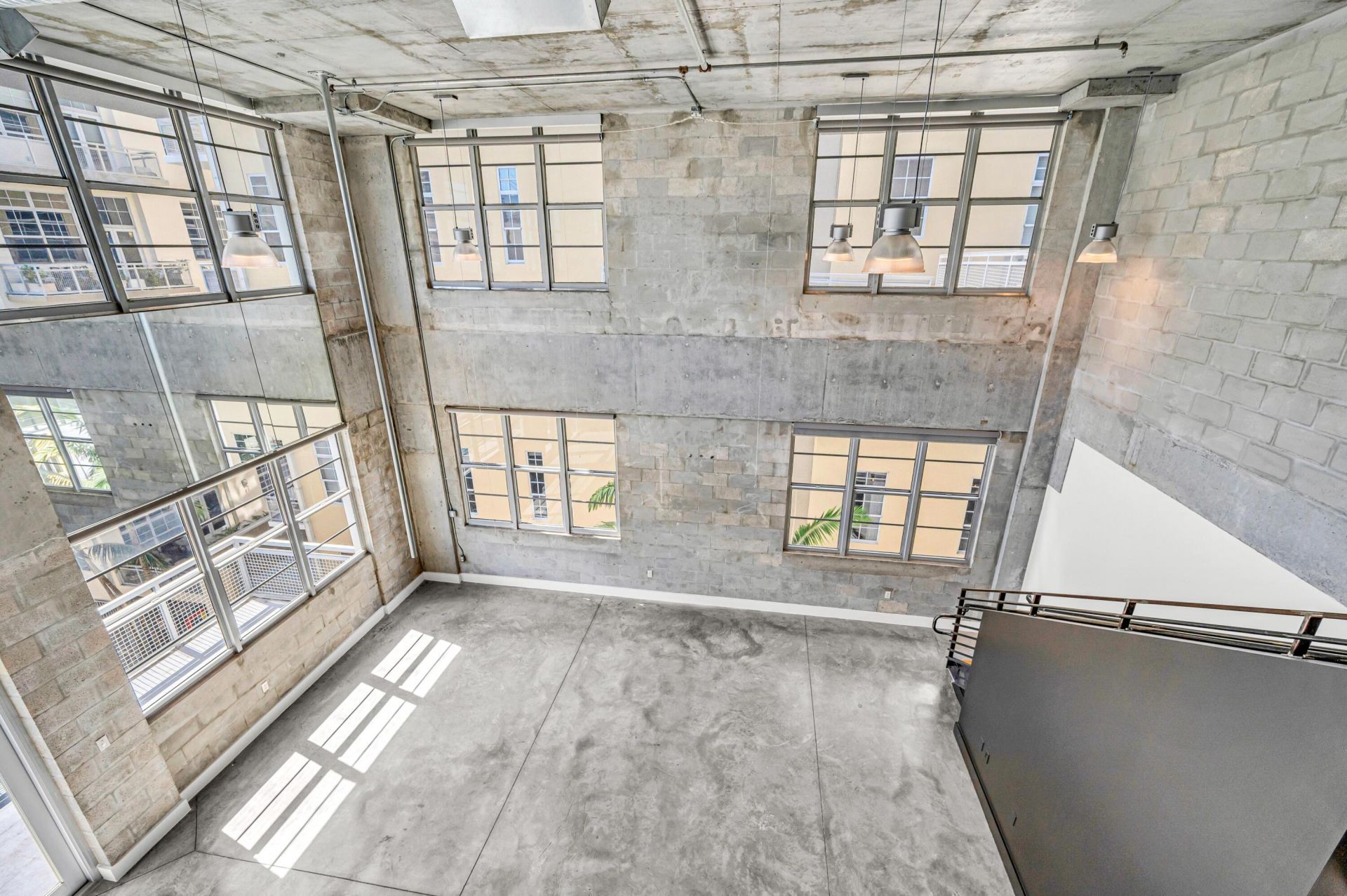 445 N Andrews Avenue, Unit 403, Fort Lauderdale, FL 33301 Photo