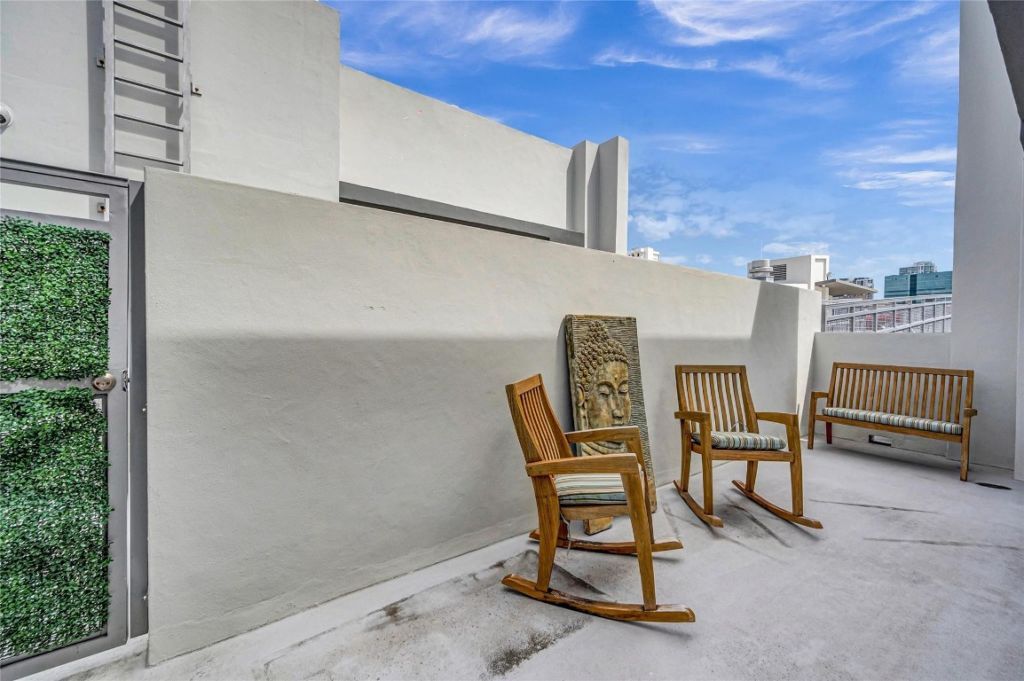 445 N Andrews Ave, Unit 403, Fort Lauderdale, FL 33301 Photo