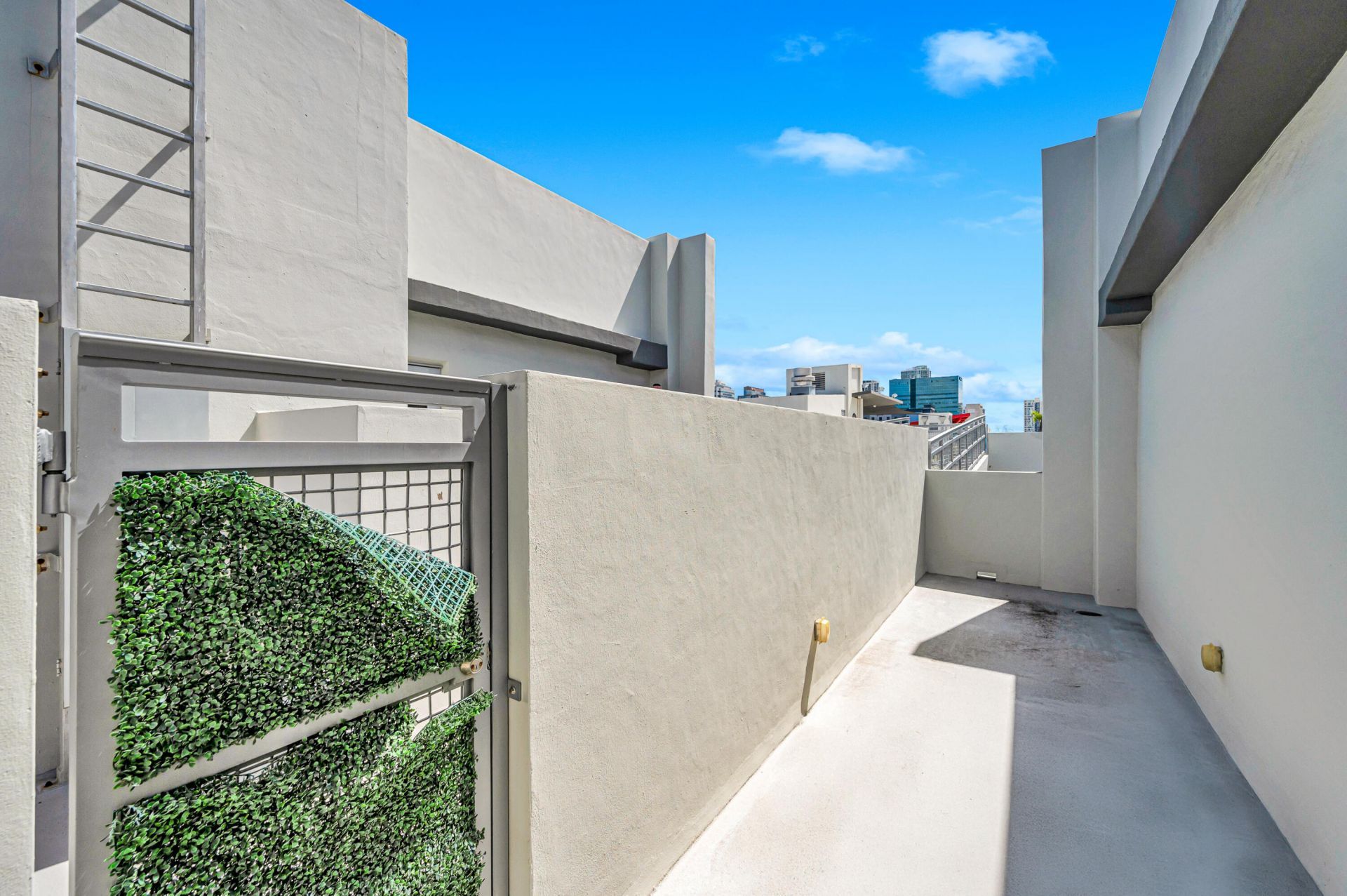 445 N Andrews Avenue, Unit 403, Fort Lauderdale, FL 33301 Photo