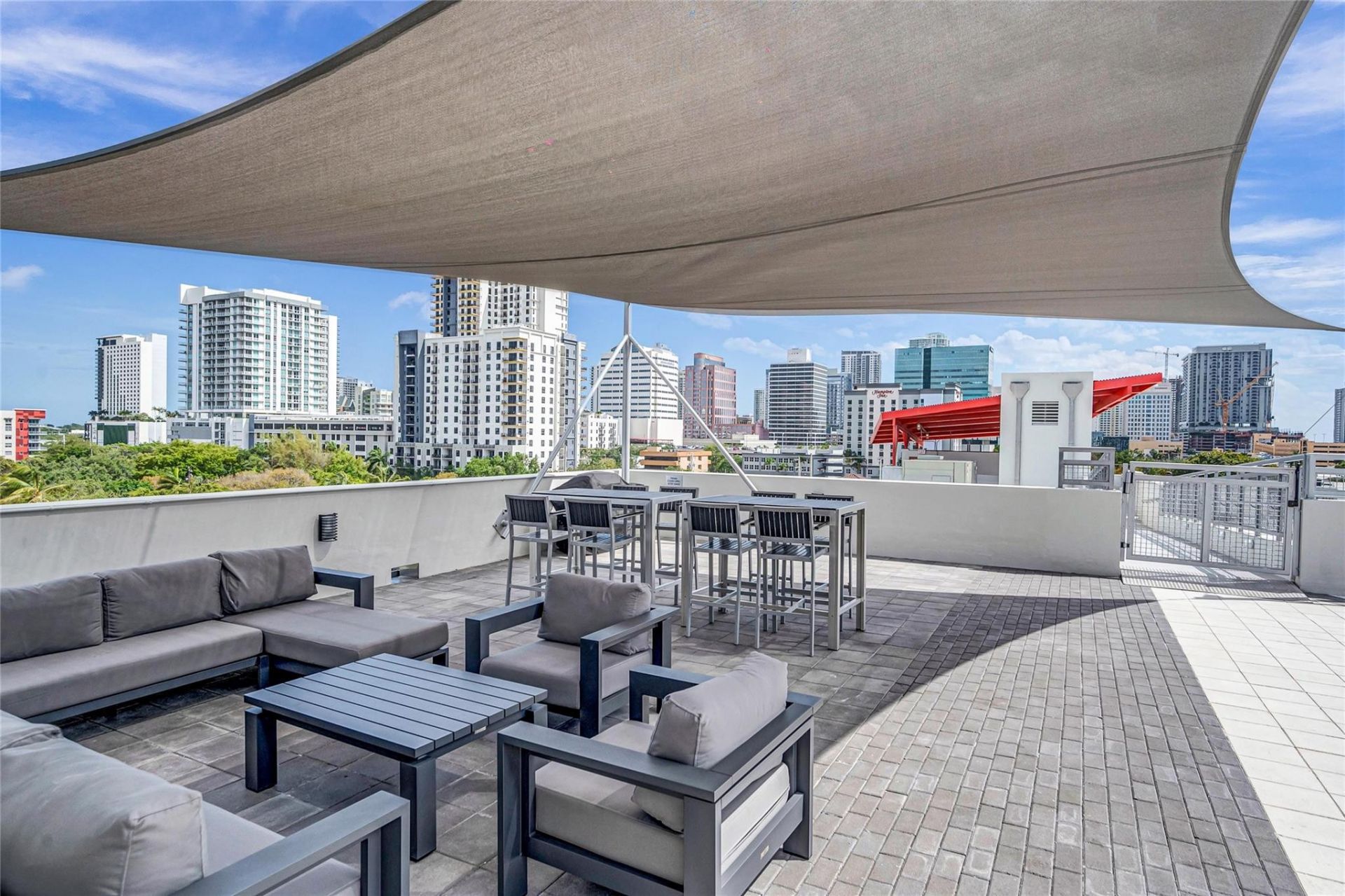 445 N Andrews Avenue, Unit 403, Fort Lauderdale, FL 33301 Photo