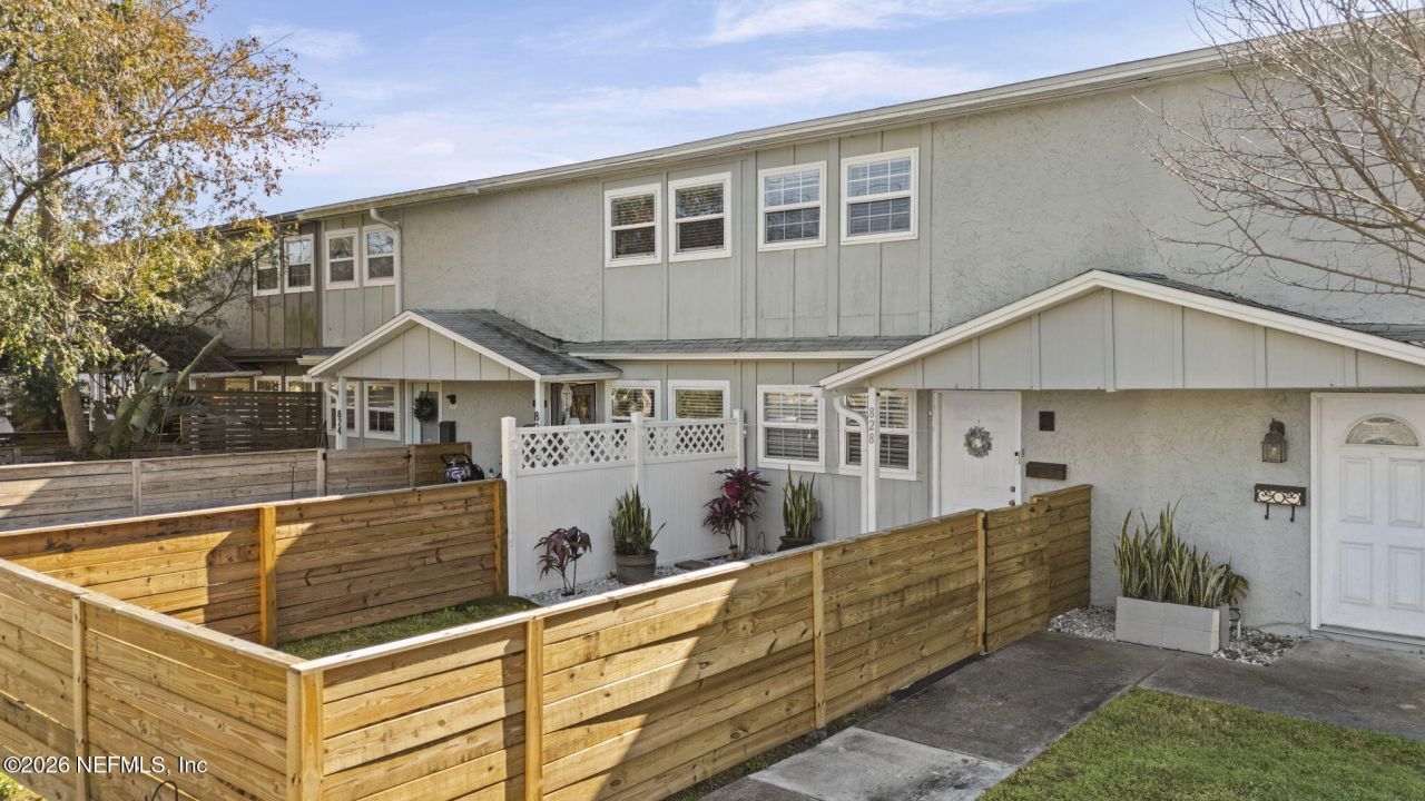 828 Cavalla Road, Atlantic Beach, FL 32233 Main Photo