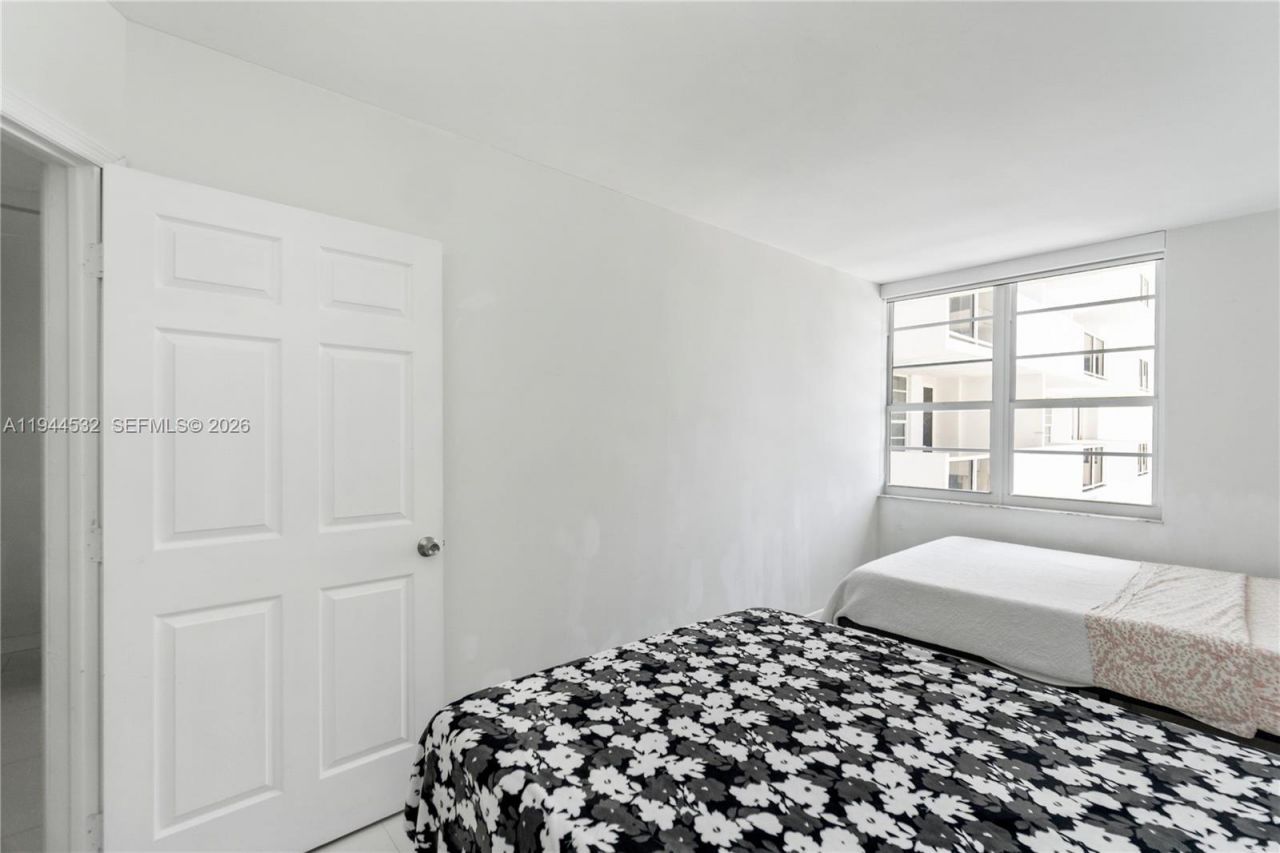 100 Lincoln Rd , Unit 501, Miami Beach, FL 33139 Photo