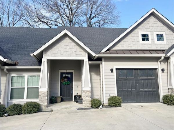 1312 W Jefferson Street, Unit 5, Waxahachie, TX 75165