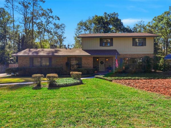 3021 NW 10TH PLACE, GAINESVILLE, FL 32605