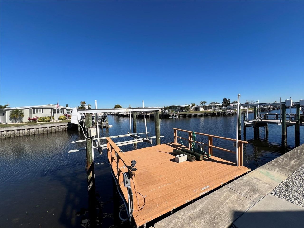 217 Mount Isle Avenue Ne, Unit 197, Saint Petersburg, FL 33702 Photo