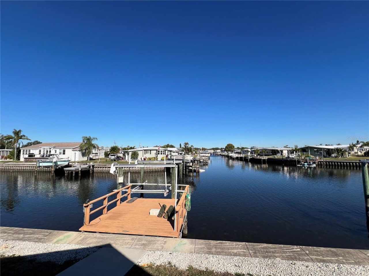 217 Mount Isle Avenue Ne, Unit 197, Saint Petersburg, FL 33702 Photo