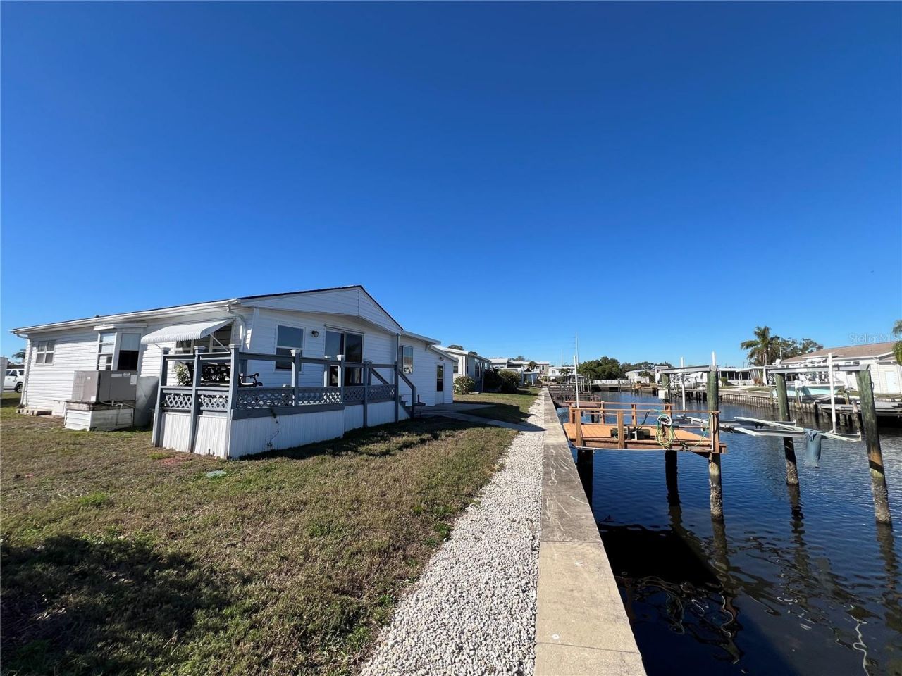 217 Mount Isle Avenue Ne, Unit 197, Saint Petersburg, FL 33702 Photo