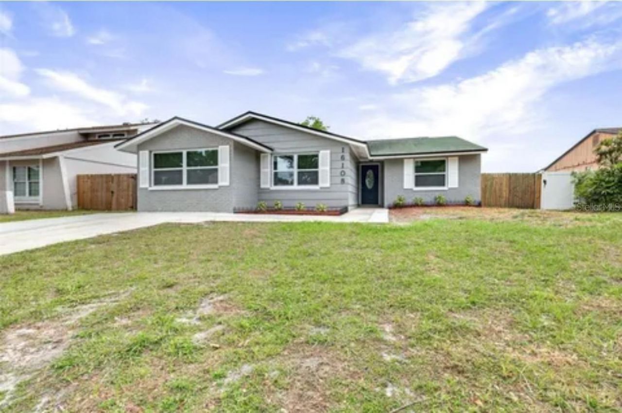 16108 Foxfire Drive, Tampa, FL 33618 Main Photo