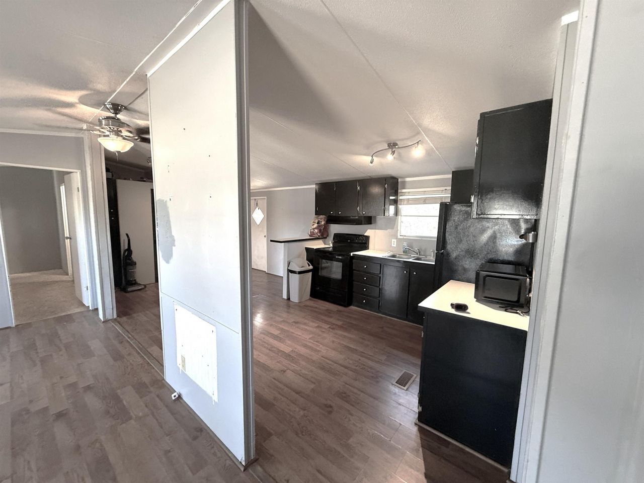 2069 Trifalia Rd. Photo 8