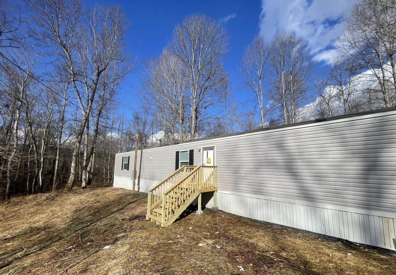 1756 E Hwy 904, Williamsburg, KY 40769 Main Photo