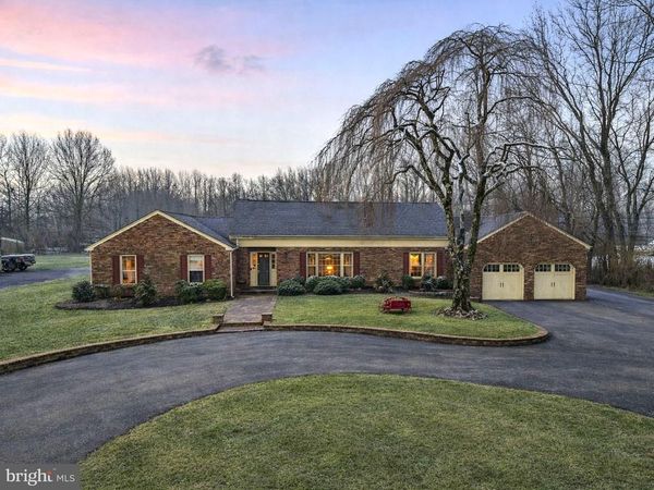 402 MAIN STREET, MANALAPAN, NJ 07726