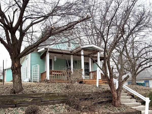 300 E Madison Avenue, Fairfield, IA 52556