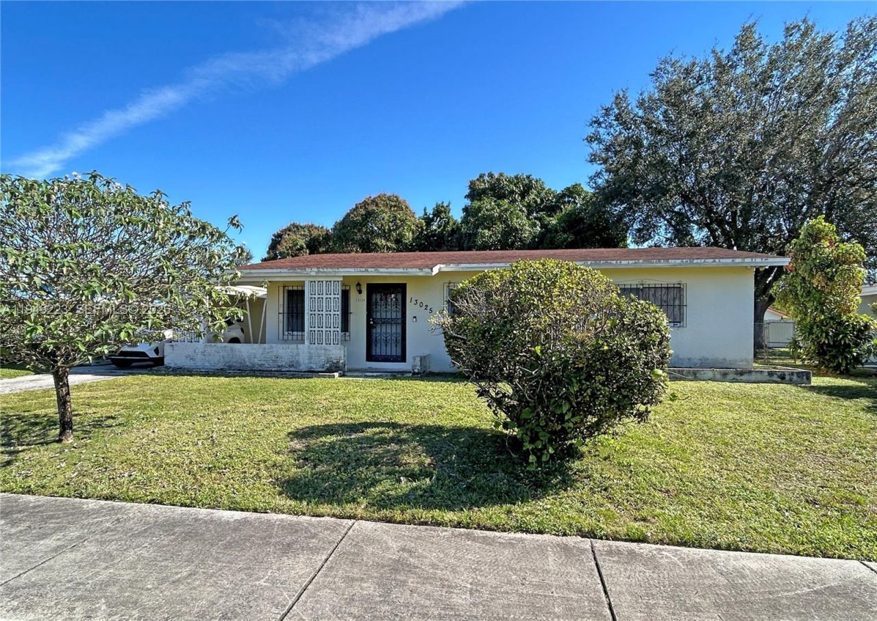 13025 NW 21st Ave, Miami, FL 33167 Photo