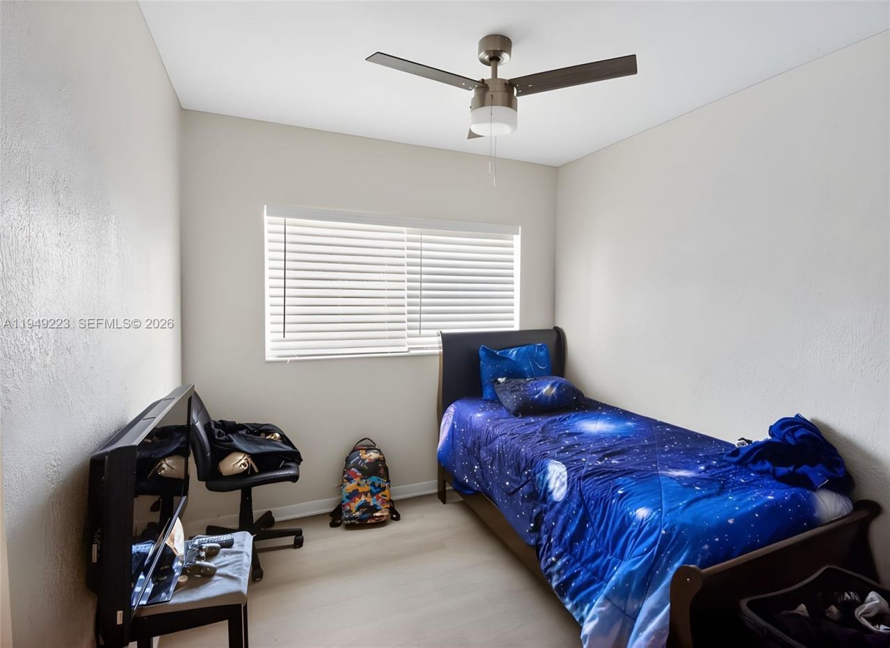 13025 NW 21st Ave, Miami, FL 33167 Photo