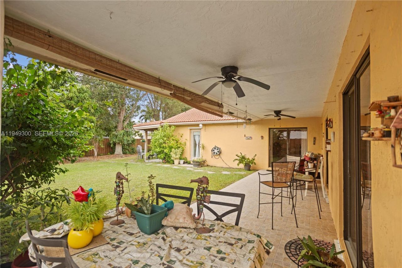 15824 Cotswold Ct , Davie, FL 33331 Photo