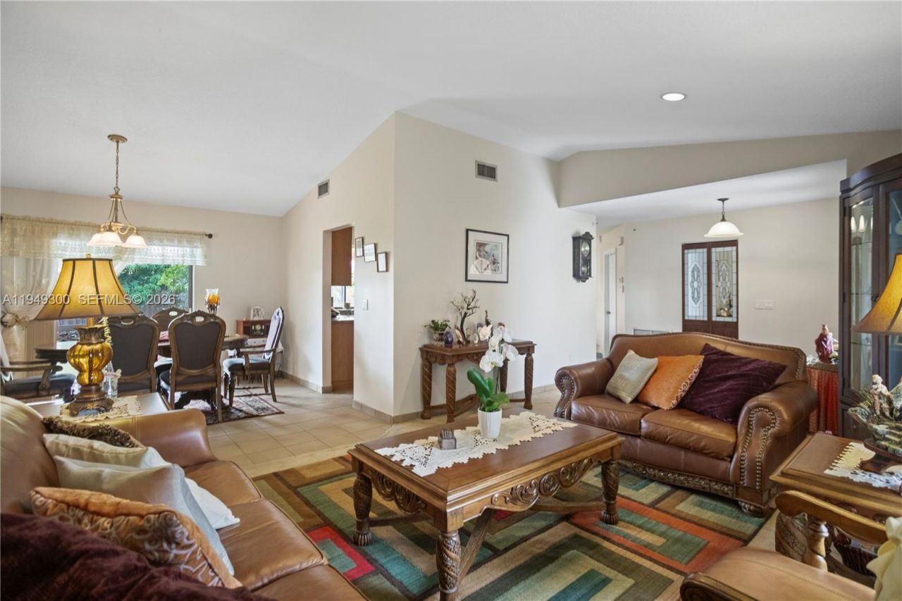 15824 Cotswold Ct , Davie, FL 33331 Photo