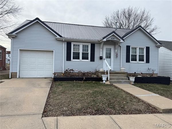 406 E Washington Avenue, Owensville, MO 65066