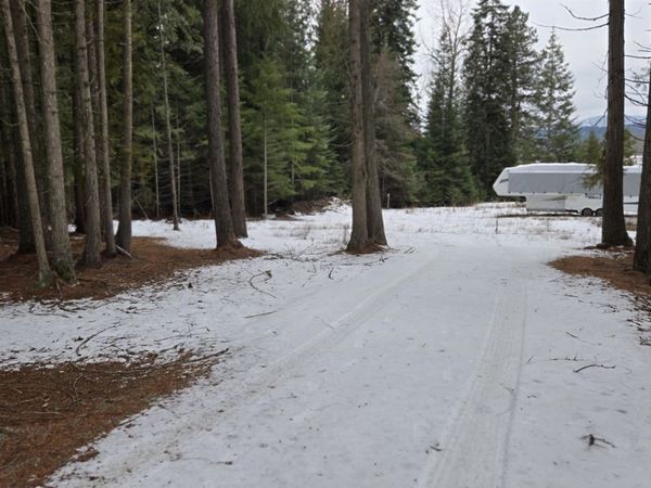 10401 N LeClerc Rd, Cusick, WA 99119