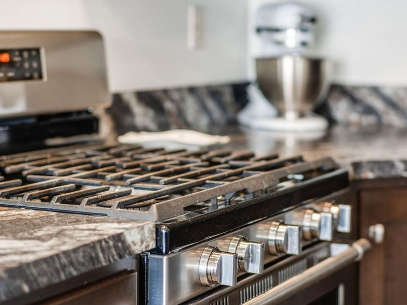 992 Country Club Drive, Howard, OH 43028 Photo 12