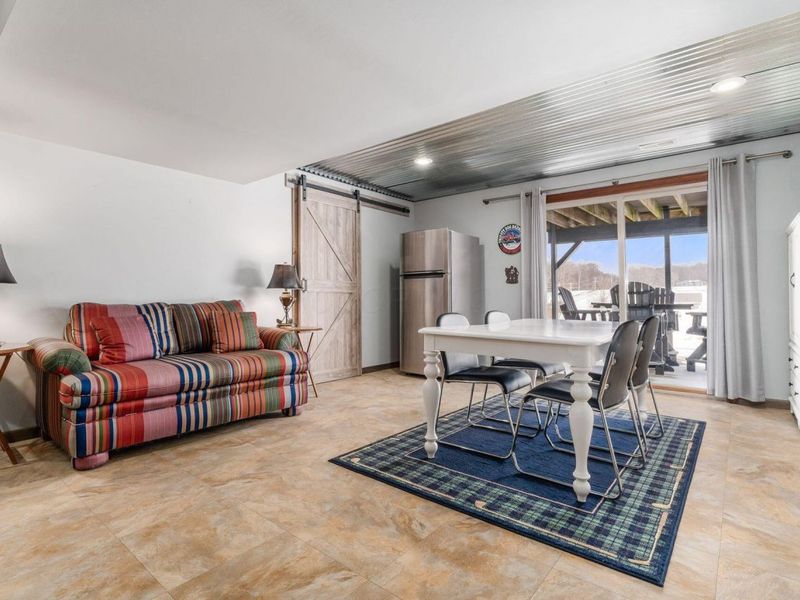 992 Country Club Drive, Howard, OH 43028 Photo 27