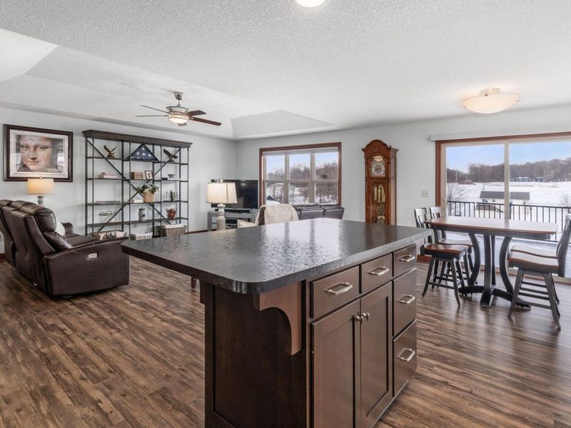 992 Country Club Drive, Howard, OH 43028 Photo 8