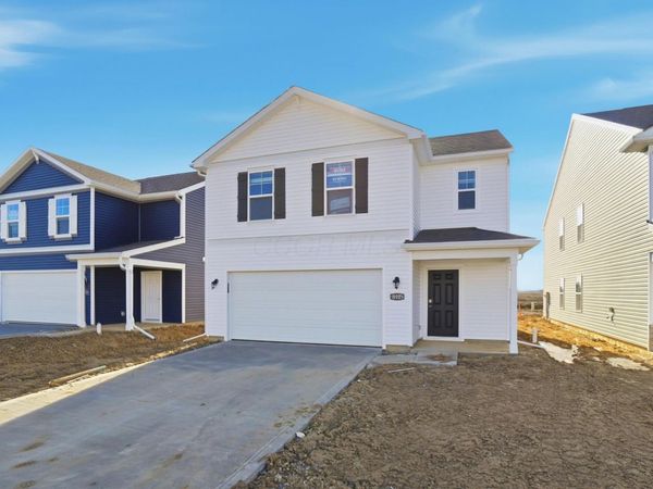 5923 Pitch Pine Drive, Canal Winchester, OH 43110