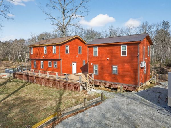 795 Pine Rd, Pikeville, TN 37367