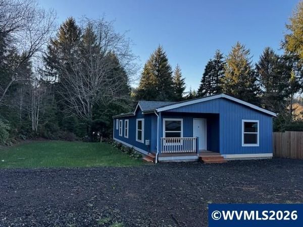 1680 SE Jefferson St, Waldport, OR 97394