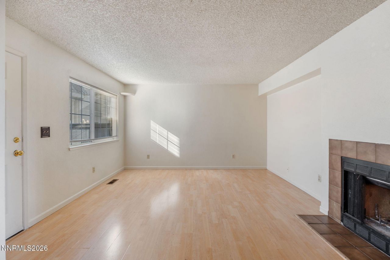 3959 Kings Row, Reno, NV 89503 Photo