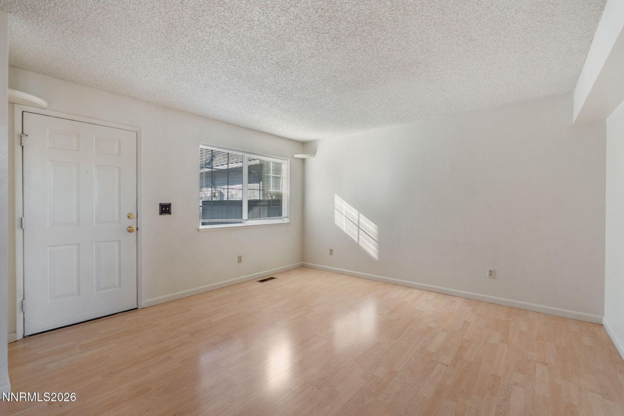 3959 Kings Row, Reno, NV 89503 Photo